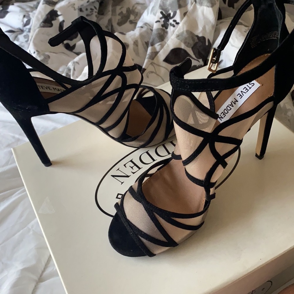 Steve Madden shoes - Picture 2 of 4